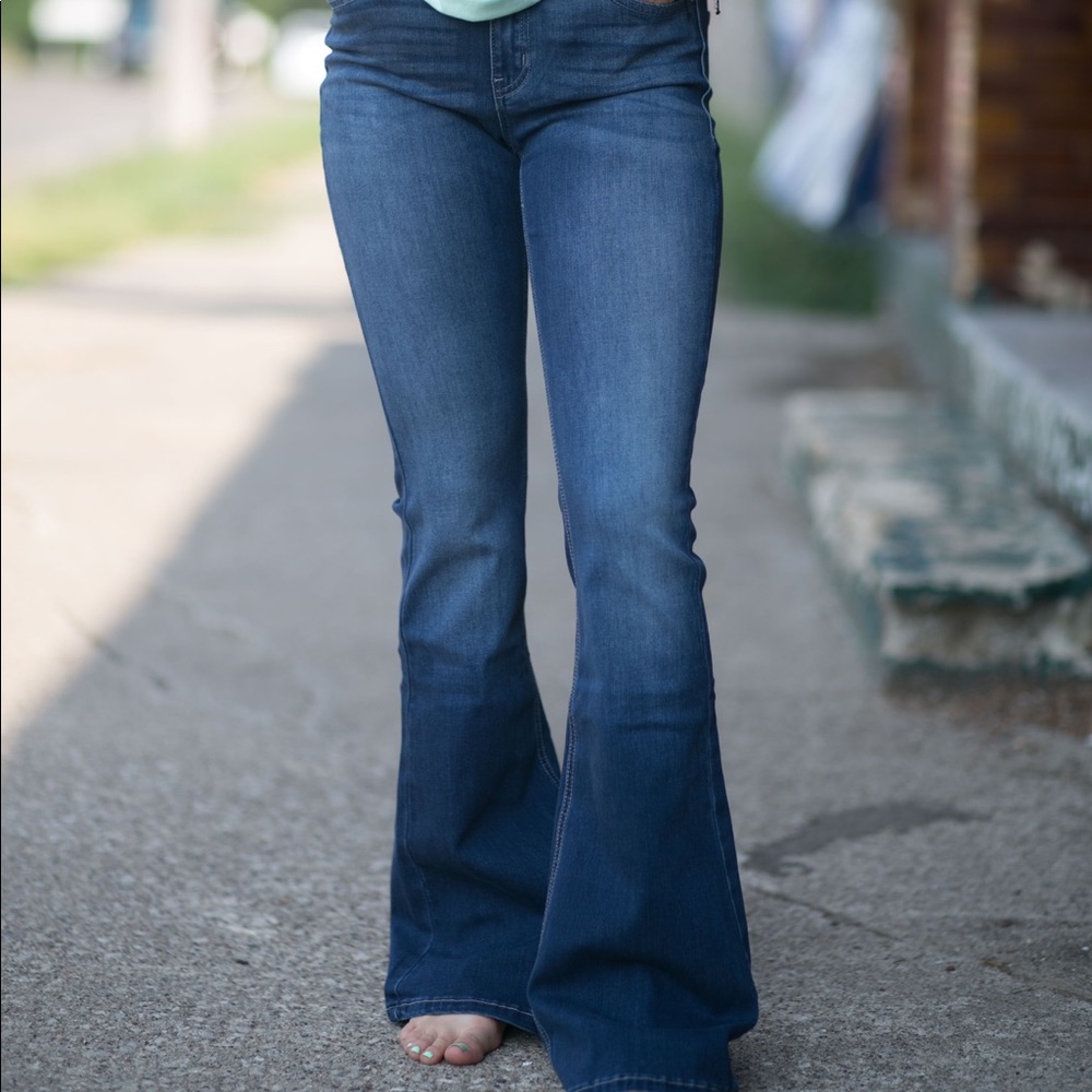 Nwt Kancan flare jeans